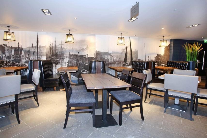 The Angel Hotel Wetherspoon Whitby Exterior foto