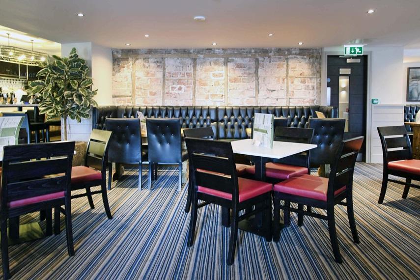 The Angel Hotel Wetherspoon Whitby Exterior foto
