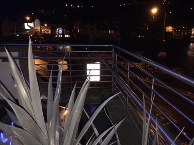 The Angel Hotel Wetherspoon Whitby Exterior foto